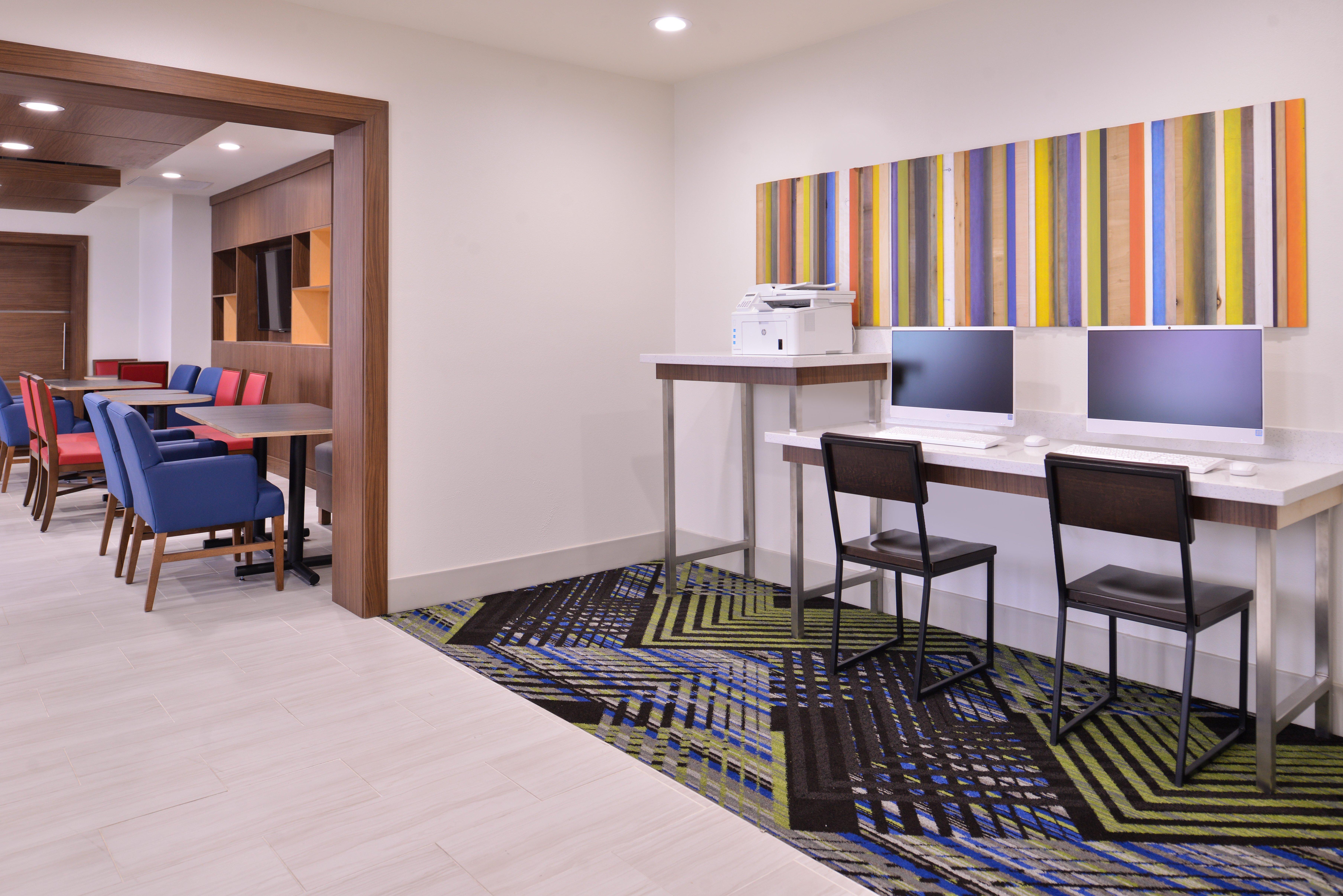 Holiday Inn Express Hotel And Suites Mesquite By Ihg Exterior photo