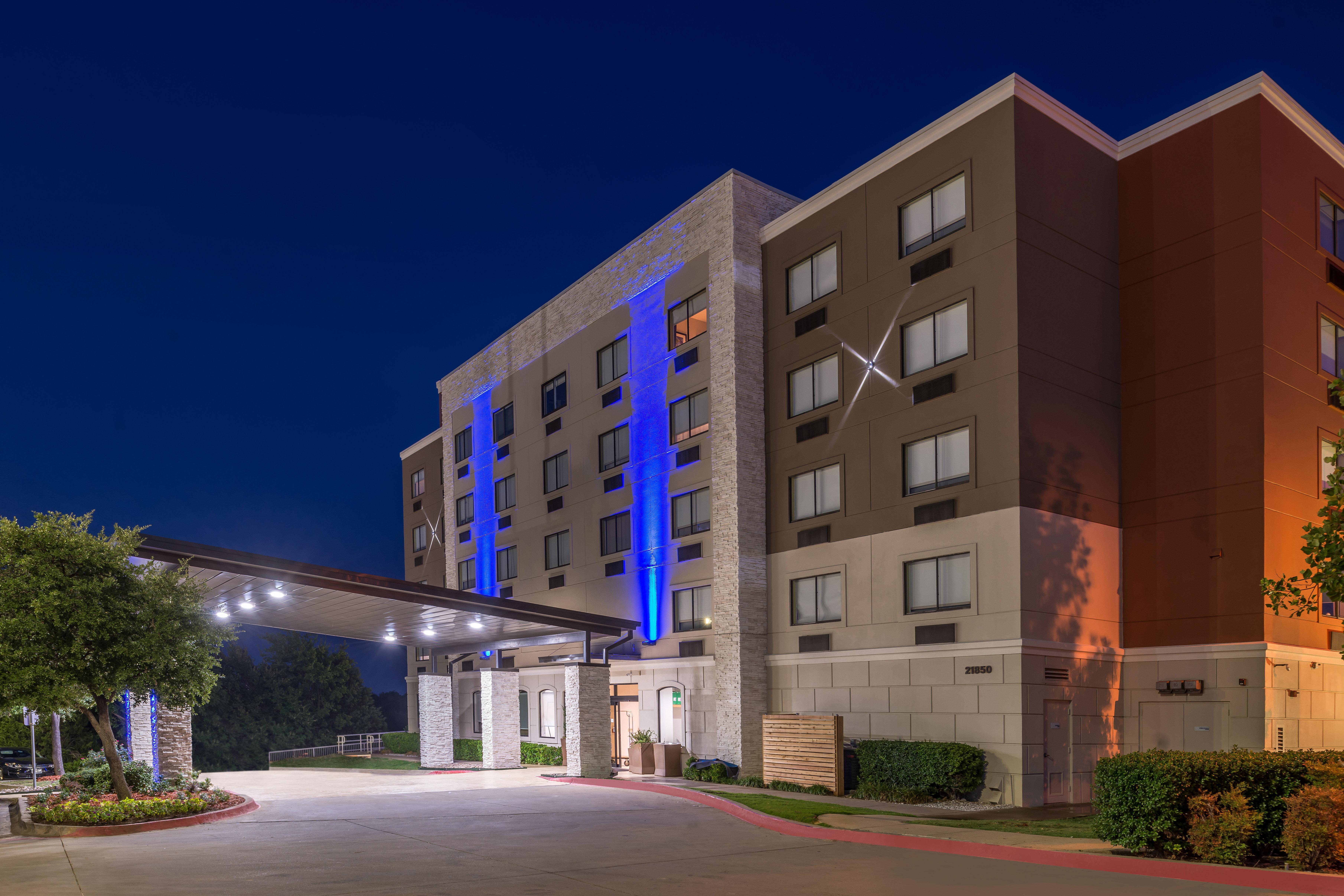 Holiday Inn Express Hotel And Suites Mesquite, An Ihg Hotel Exterior photo