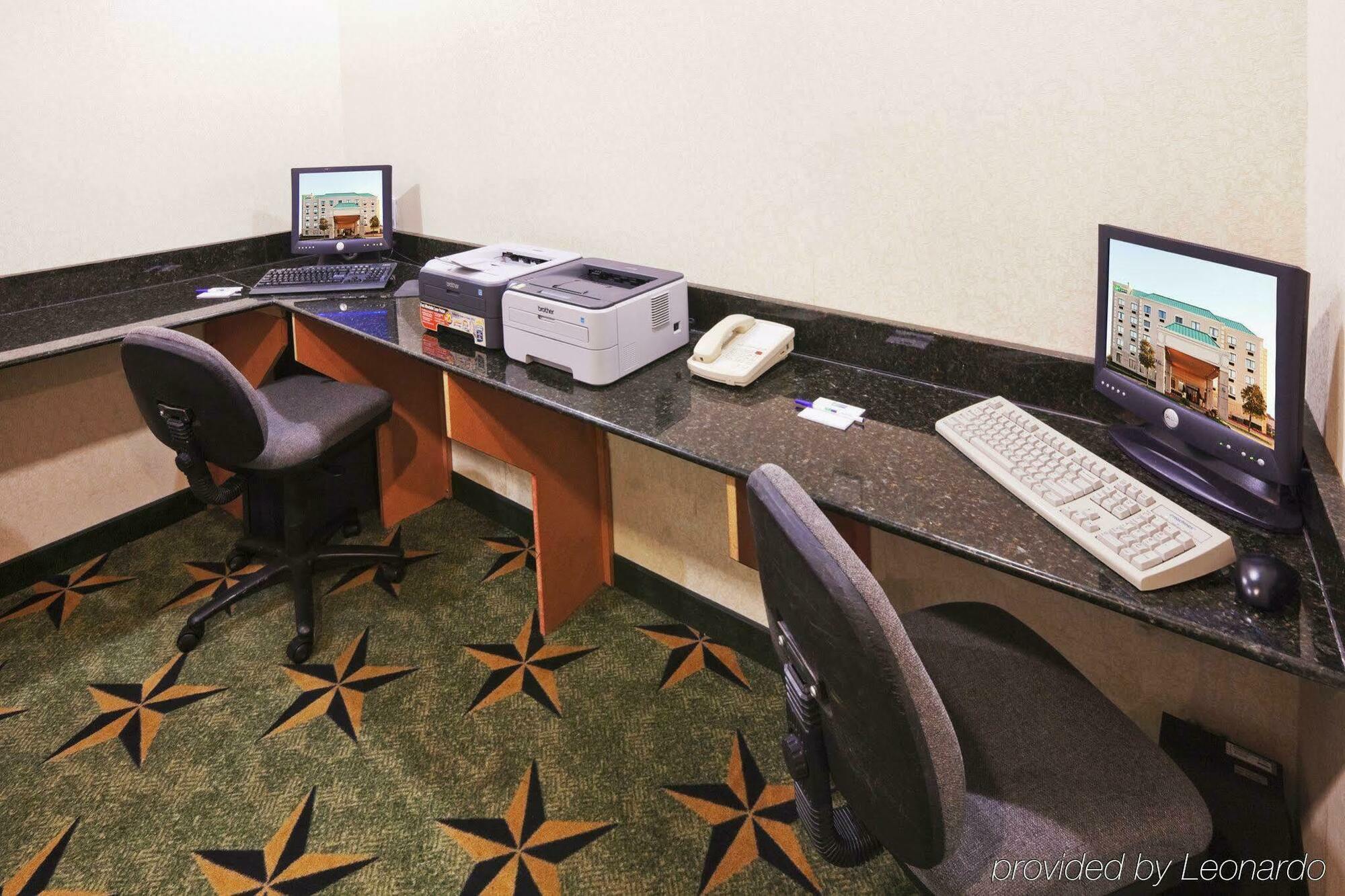 Holiday Inn Express Hotel And Suites Mesquite By Ihg Exterior photo