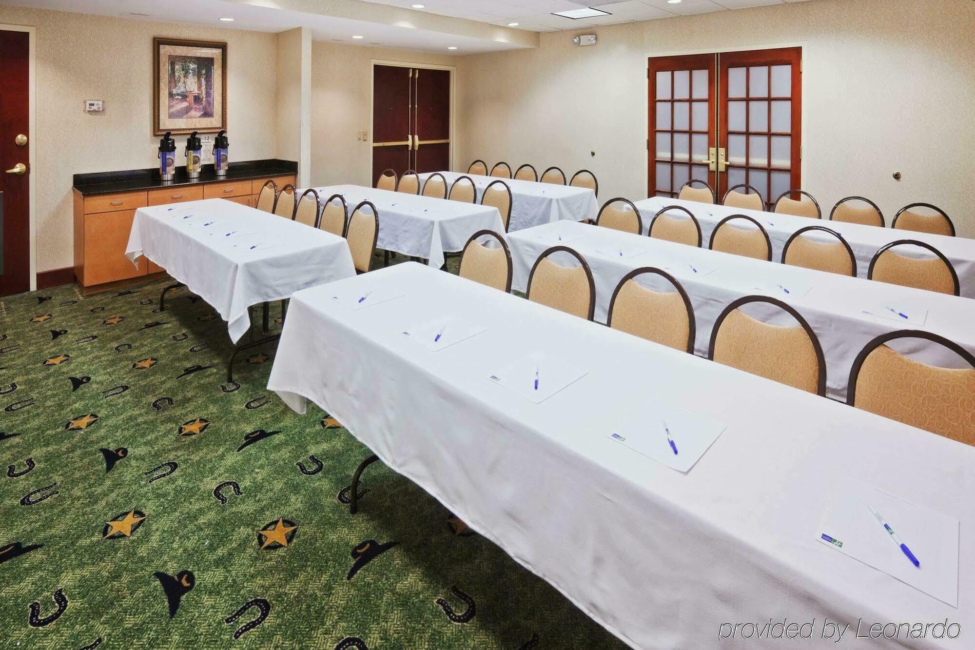 Holiday Inn Express Hotel And Suites Mesquite By Ihg Exterior photo